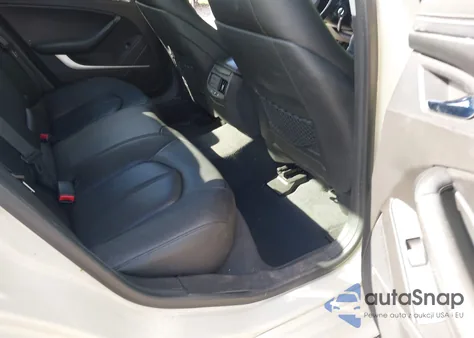 2010 Cadillac Cts Standard z USA, uszkodzony, nr VIN 1G6DA5EG3A0131798